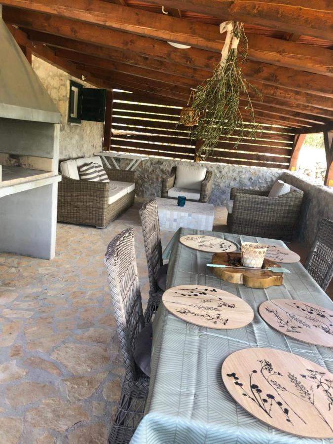Private Cottage In Olive Grove With Heated Pool Vinisce Exterior photo